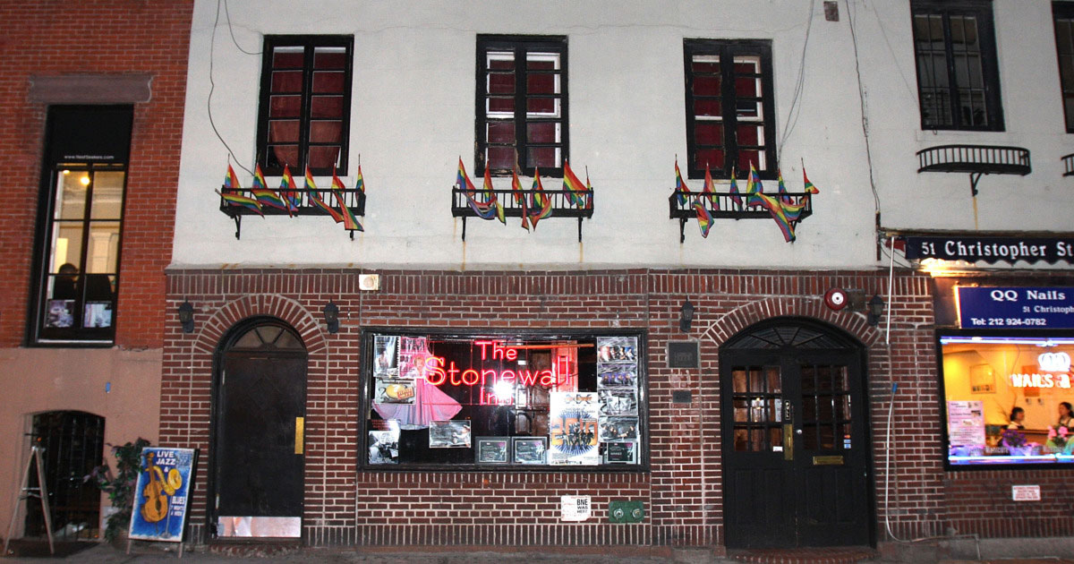 FOTO: O bar Stonewall funciona até hoje em Nova York.