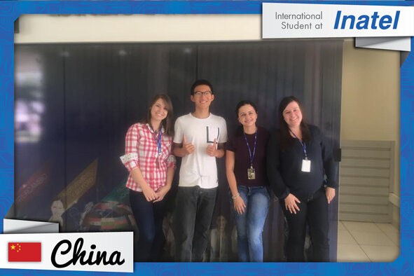 Estudante university of shanghai china