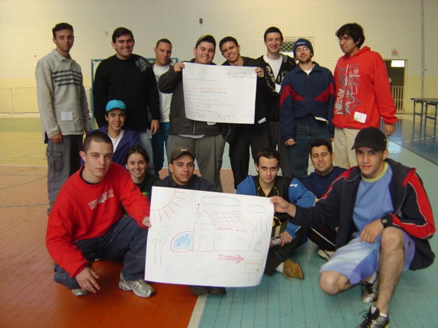 Alunos primeiras turmas em atividades