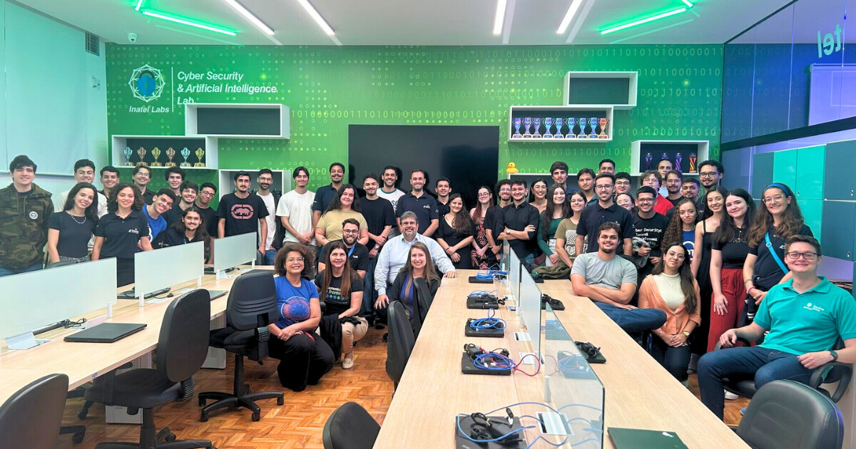 Ambientes conectam graduação, pesquisa e extensão às demandas atuais do mercado tecnológico.