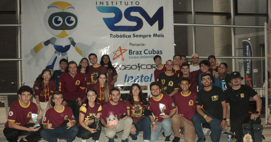 Campeã nas categorias Trekking e VSSS desde 2024, RobotBulls conquistou terceiro lugar no Combate