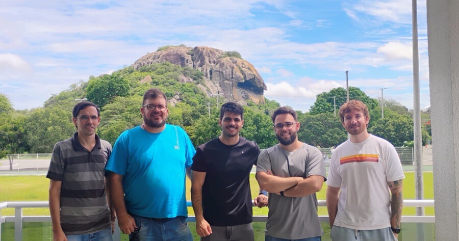 Equipe do xGMobile em campo.