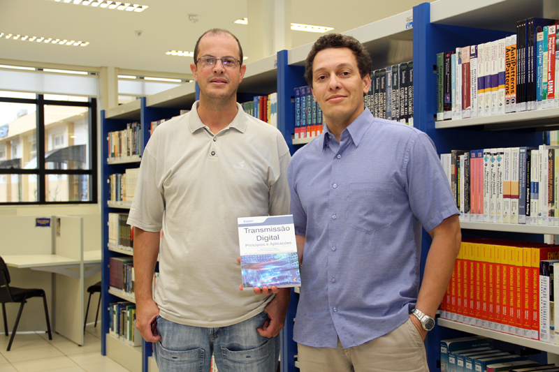 inatel-livro-professores-dez-2012