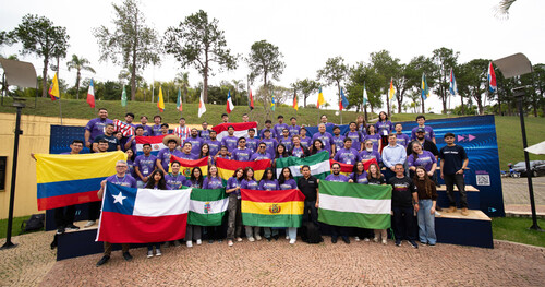 Iniciativa reuniu 45 estudantes estrangeiros e 19 projetos durante a 45ª FETIN, promovendo troca de conhecimentos, experiências acadêmicas e integração cultural.