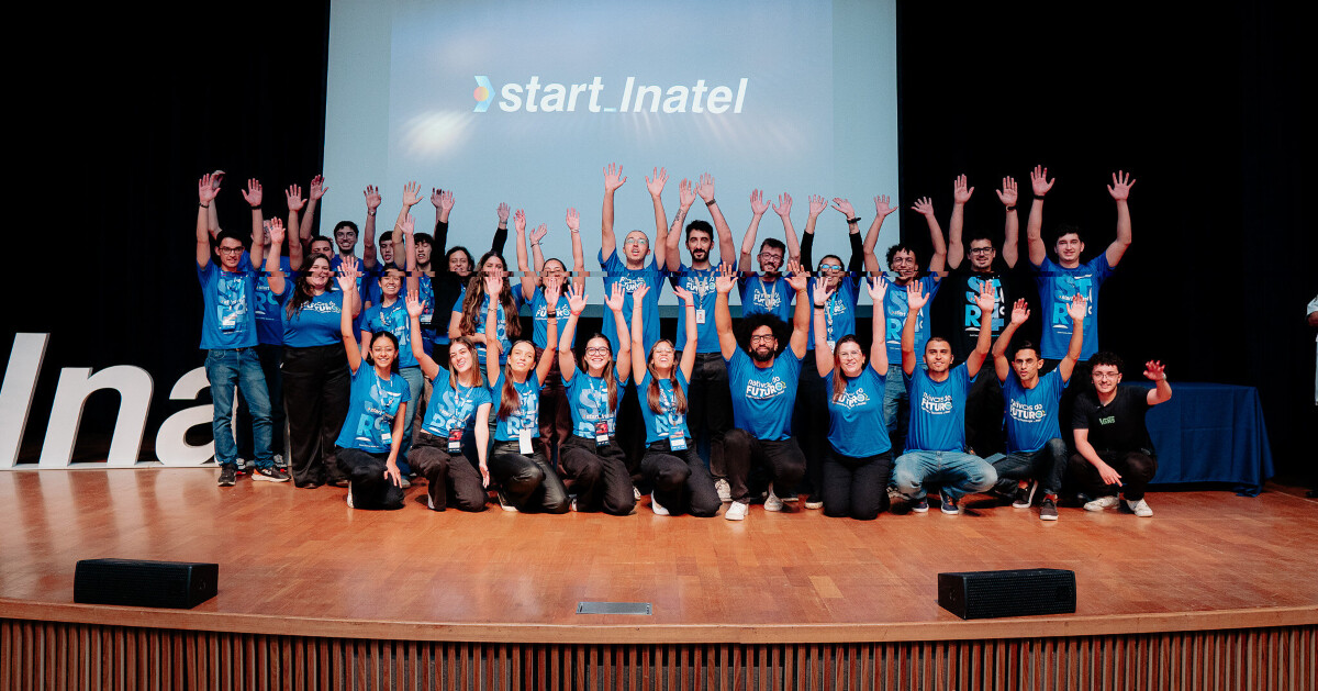 Iniciativas aproximam jovens do universo da engenharia por meio de desafios práticos e experiências imersivas.