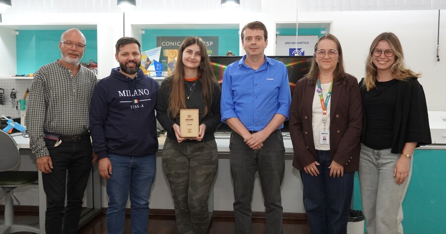 Parceria envolve estudante de Engenharia Biomédica do Inatel no desenvolvimento de protótipo voltado à saúde pélvica