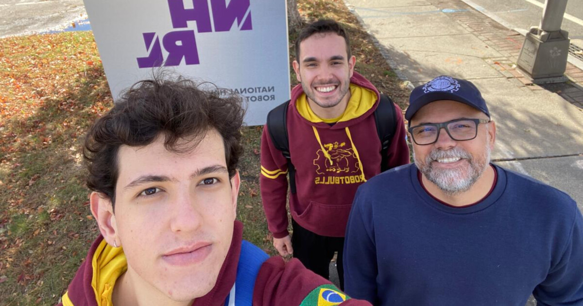Robô Bull'dan, desenvolvido por estudantes do Inatel, alcança o top 4 na categoria 12 libras da National Havoc Robot League, nos Estados Unidos