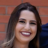 Anna Paula Lemos 